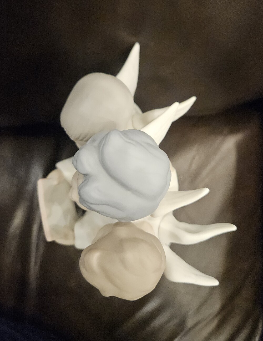 Lladro White Porcelain Figurine Of Singing Angels- Matte - Picture 3 of 6